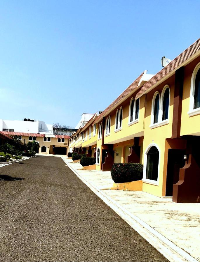 Hotel Villas Dali Veracruz Extérieur photo